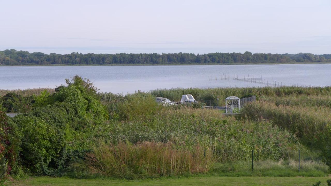 Pension Am Bodden Ribnitz-Damgarten Exteriér fotografie